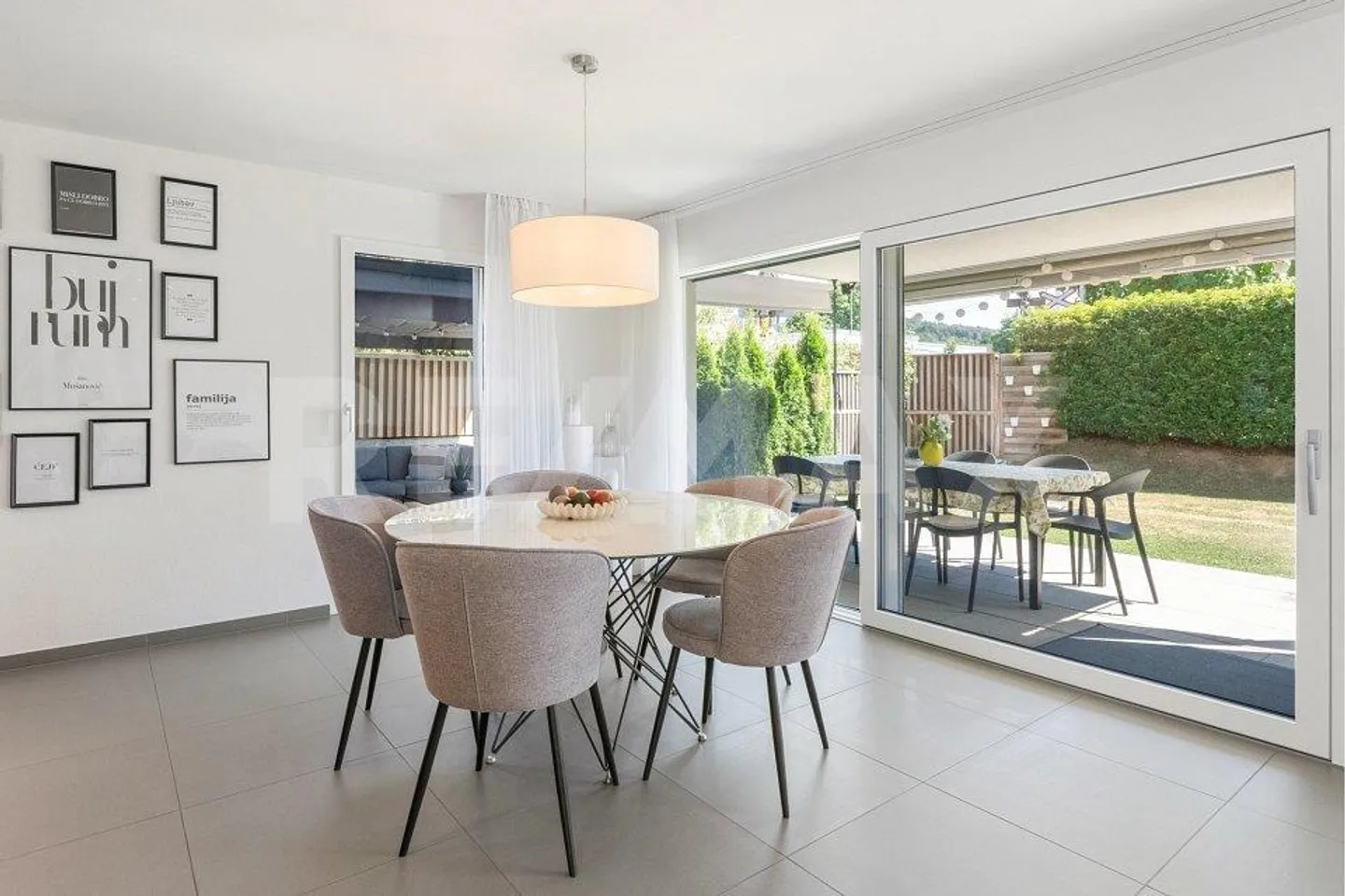 Stylish. Modern. Unique. – Your new home in Hirschthal - Photo 6 of 13