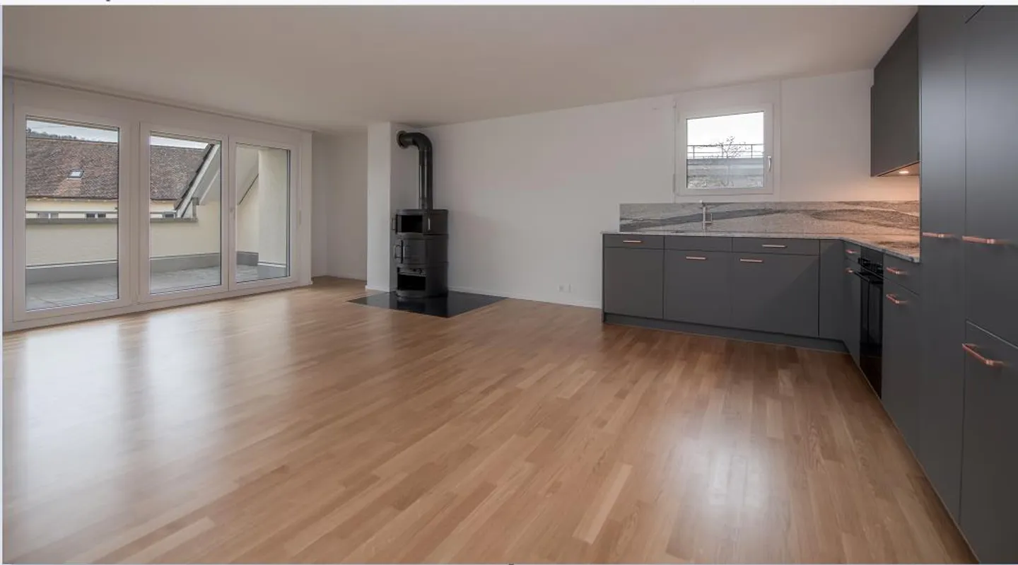 Charming 4.5-room apartment with Rhine view in Schaffhausen - Photo 4 of 12