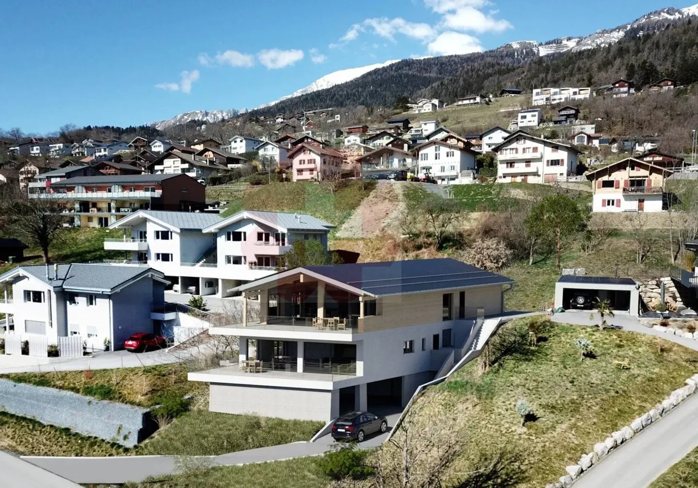 Magnifico appartamento attico di 4,5 stanze con grande terrazza e vista libera a Luc (Ayent) - Foto 2 di 9