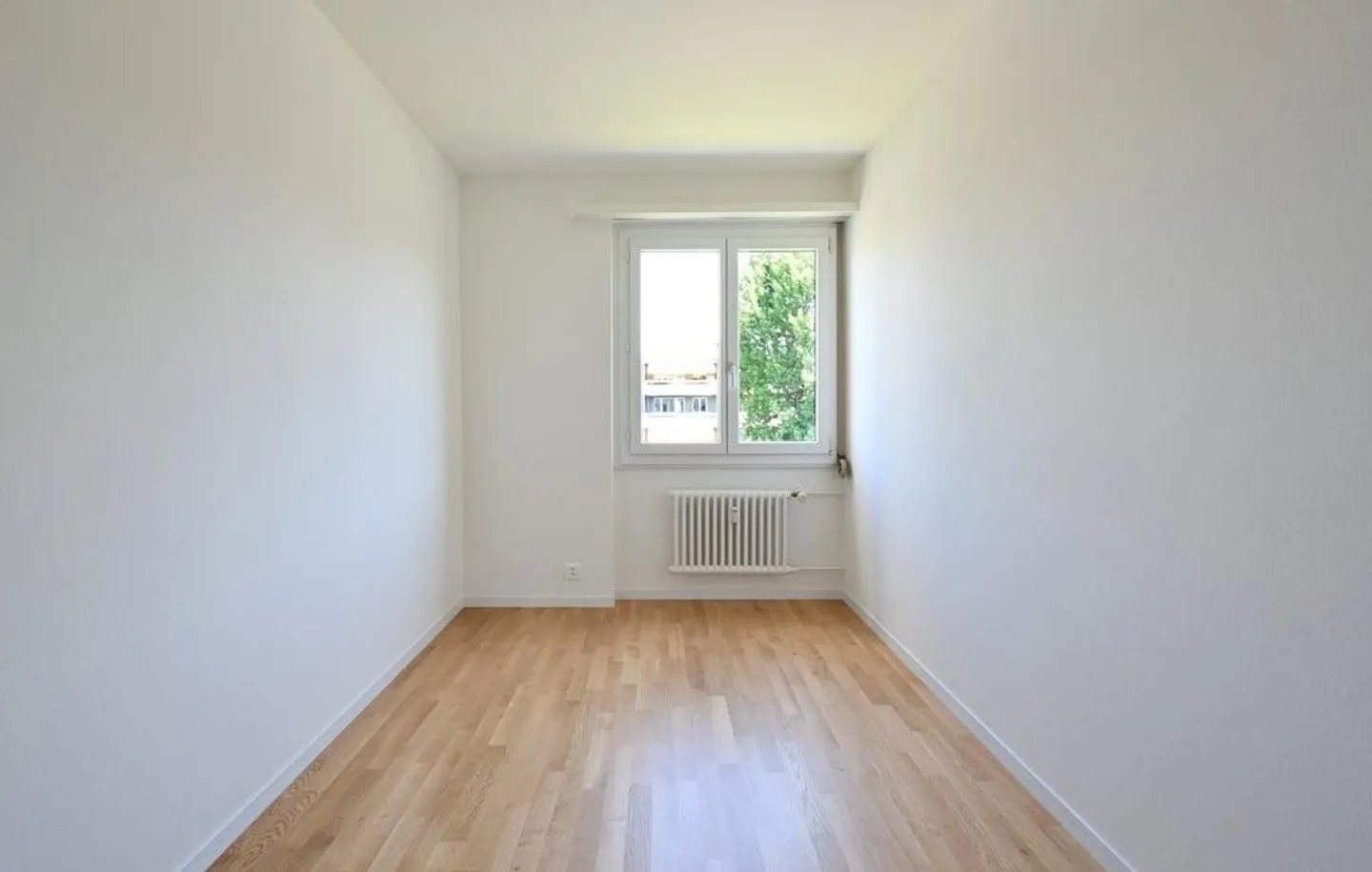 Il tuo appartamento da sogno ti aspetta: 3.5 stanze appena ristrutturate! - Foto 6 di 9