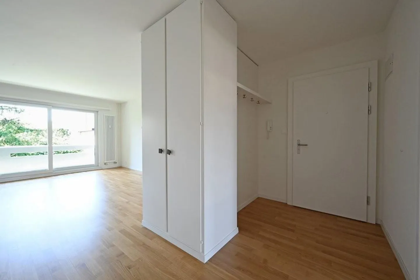 Il tuo appartamento da sogno ti aspetta: 3.5 stanze appena ristrutturate! - Foto 7 di 9