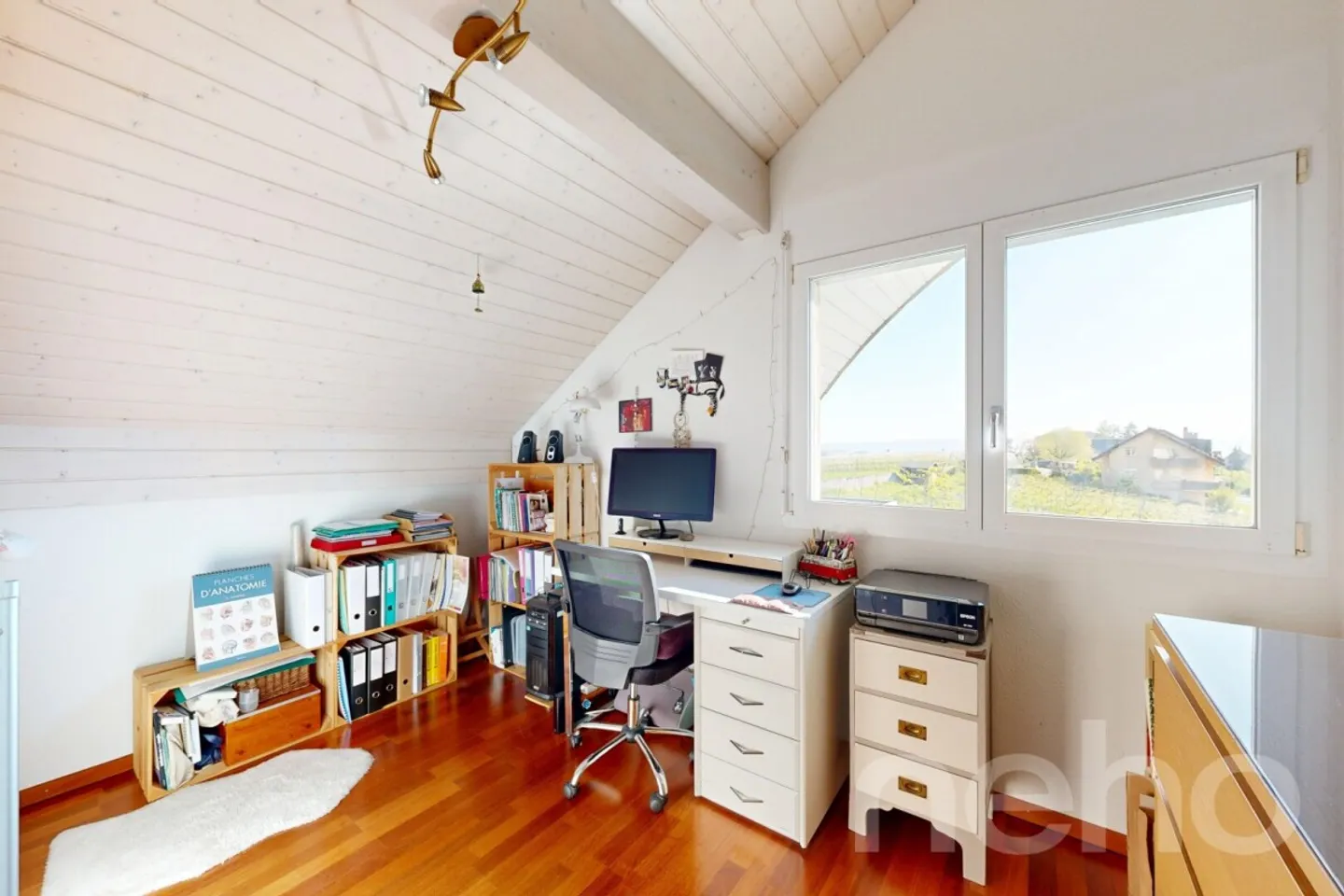 Bright penthouse in a dominant position with Léman-Alps view - Photo 10 of 12