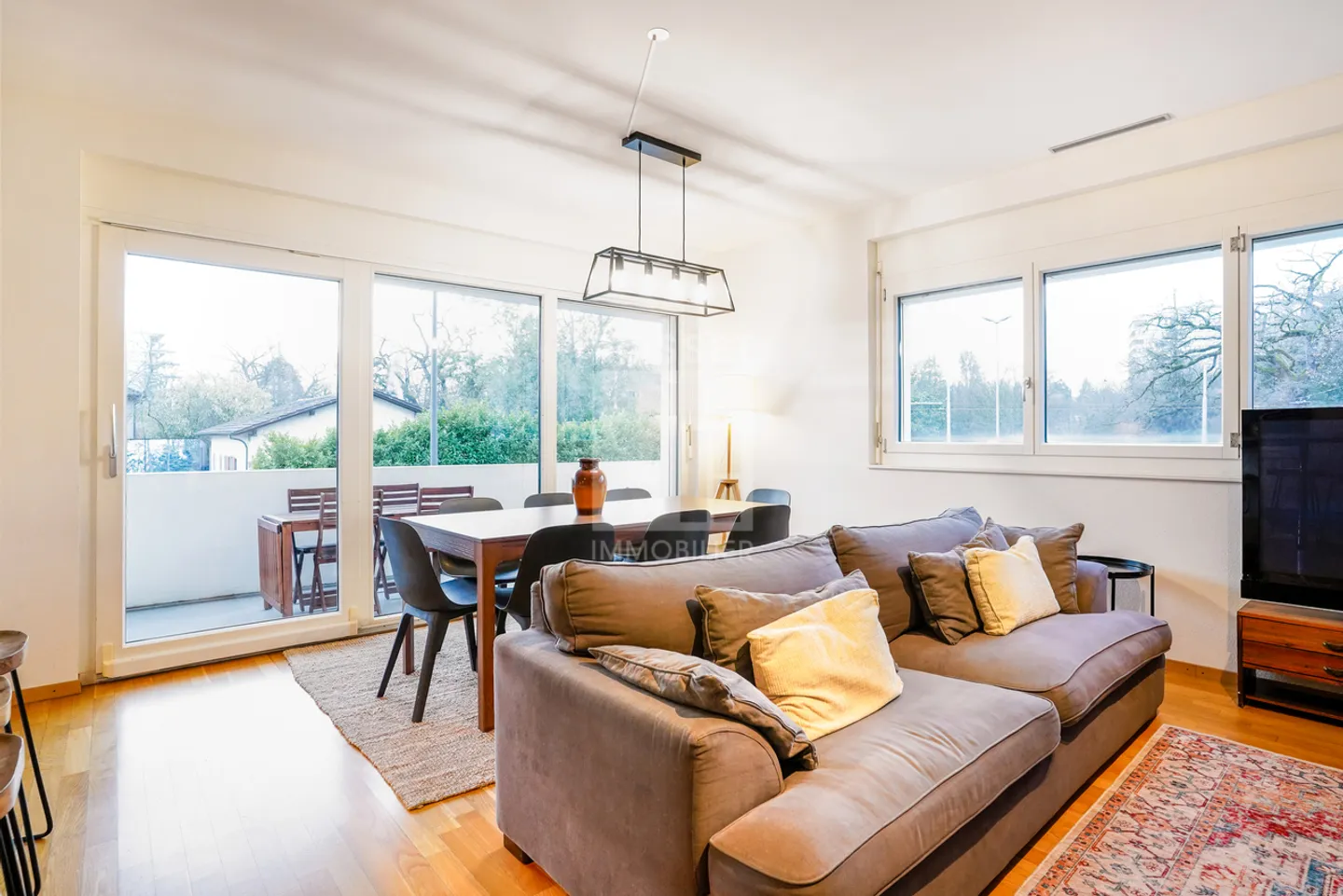 Exclusivity: 6-room apartment with balconies in Charmilles - Photo 4 of 12