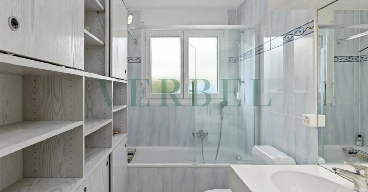 Appartement Charmant avec Jardin - Photo 8 sur 9
