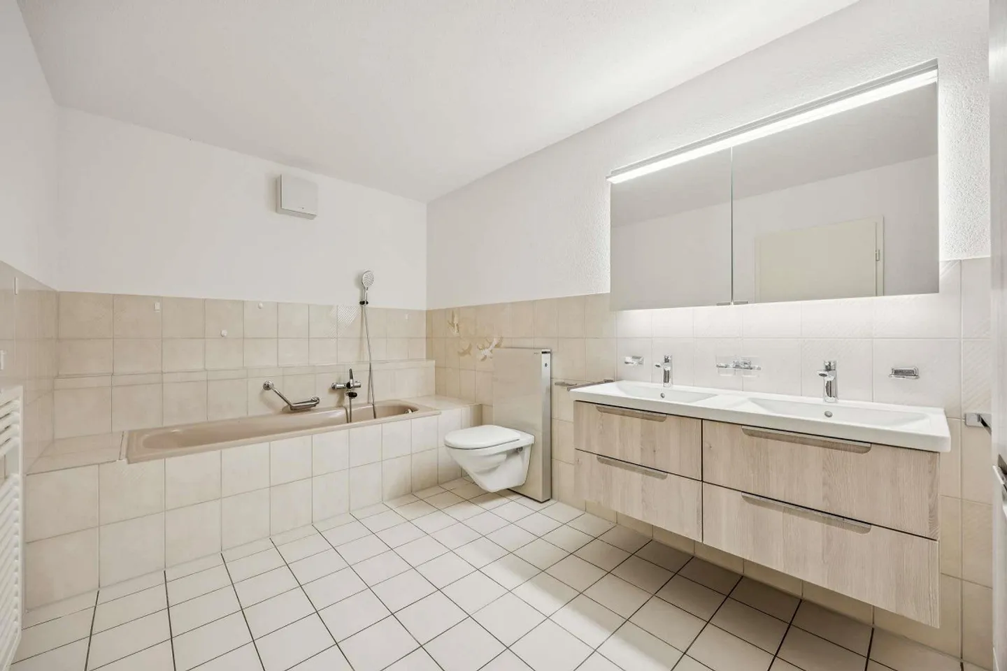 Grosszügige Wohnung mit Weitsicht - Foto 7 von 11