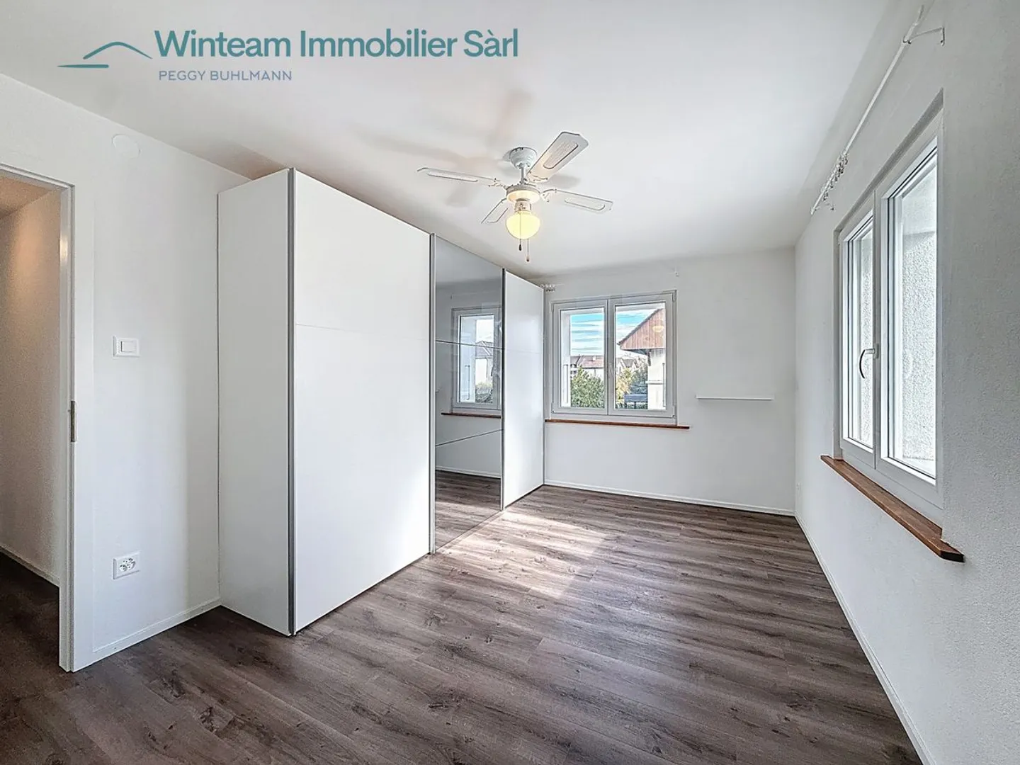 New on the market: 3.5 room renovated apartment with unique charm, veranda and exclusive garden - Photo 7 of 13