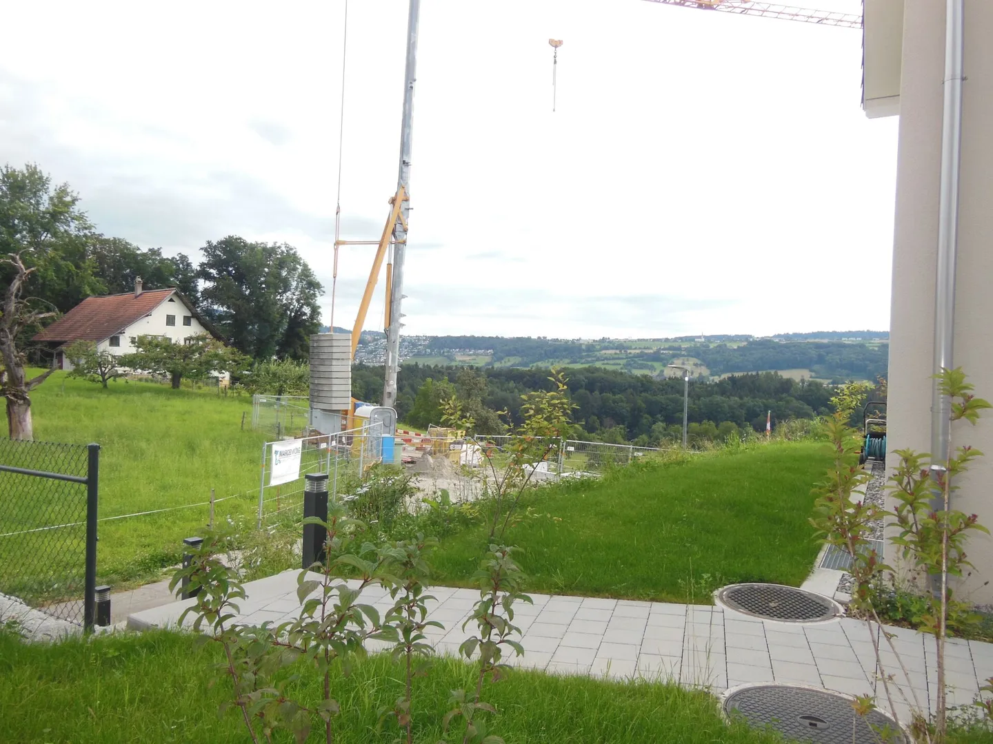 Modern 3.5-room apartment with private garden in Heremetschwil-Staffeln - Photo 12 of 12