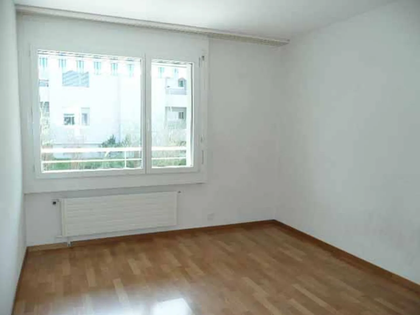 Appartement spacieux dans un quartier calme - Photo 3 sur 5