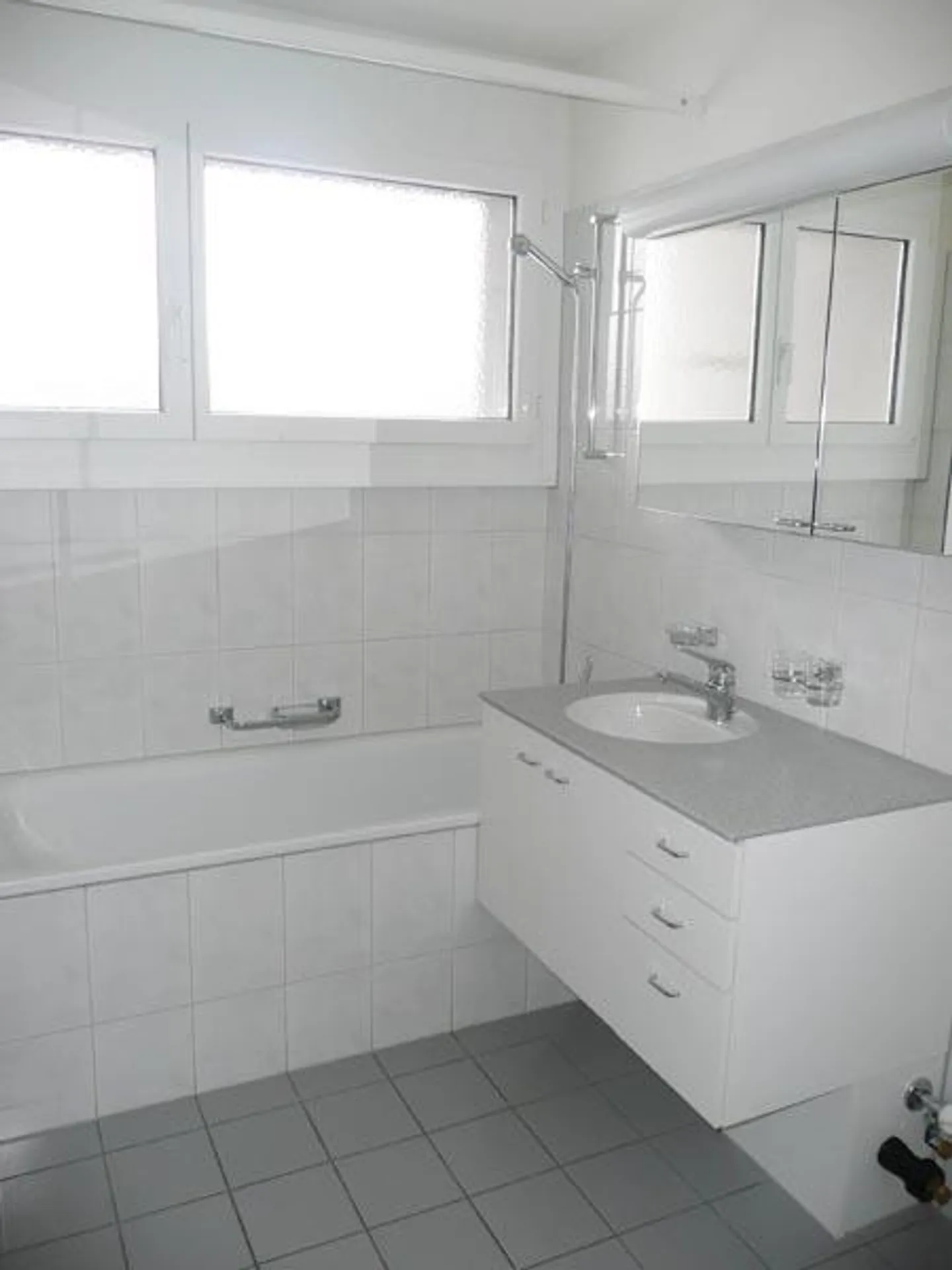 Appartement spacieux dans un quartier calme - Photo 5 sur 5