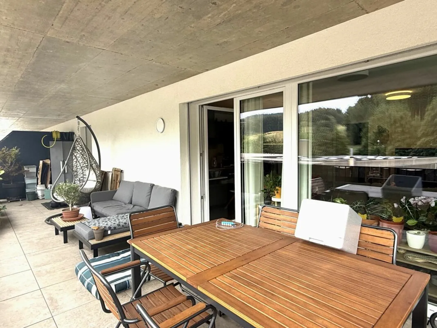 Modernes Apartment mit Überdachter Terrasse - Foto 1 von 7