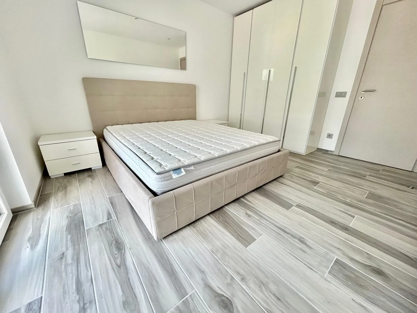 Cercasi subentrante appartamento 2.5 locali moderno a Capolago - Foto 4 di 10