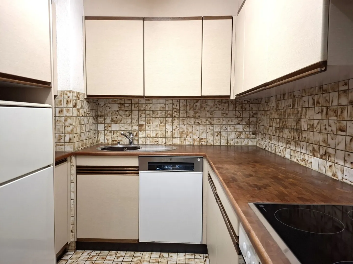 5-Room Single Family House - Quiet Living in a Central Location - Photo 3 of 13