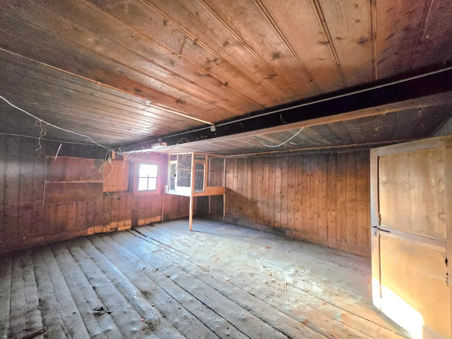 Vero villaggio casa con 2 appartamenti da ristrutturare a St-Martin (Val d'Hérens) - Foto 17 di 24