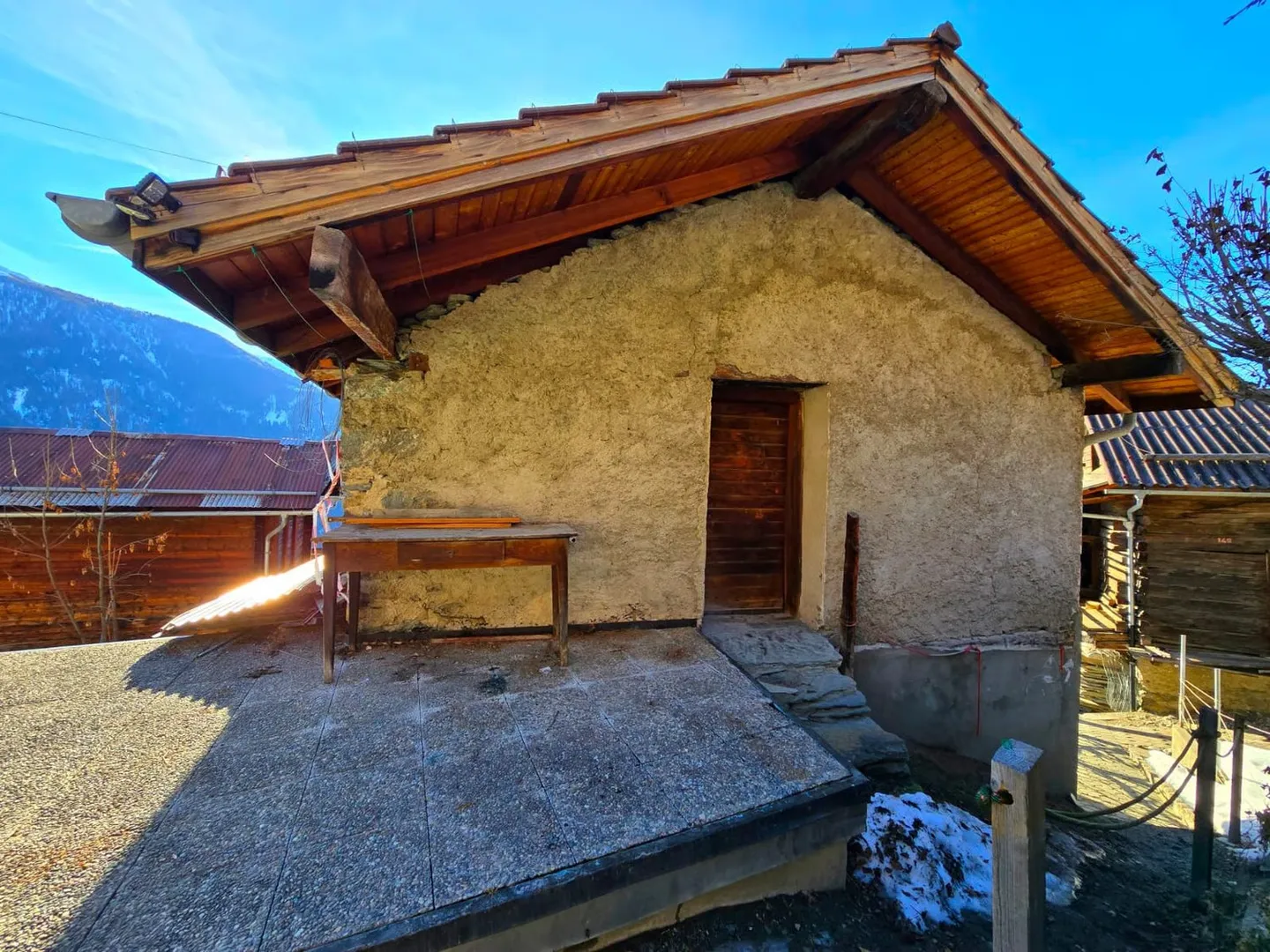 Vero villaggio casa con 2 appartamenti da ristrutturare a St-Martin (Val d'Hérens) - Foto 21 di 24