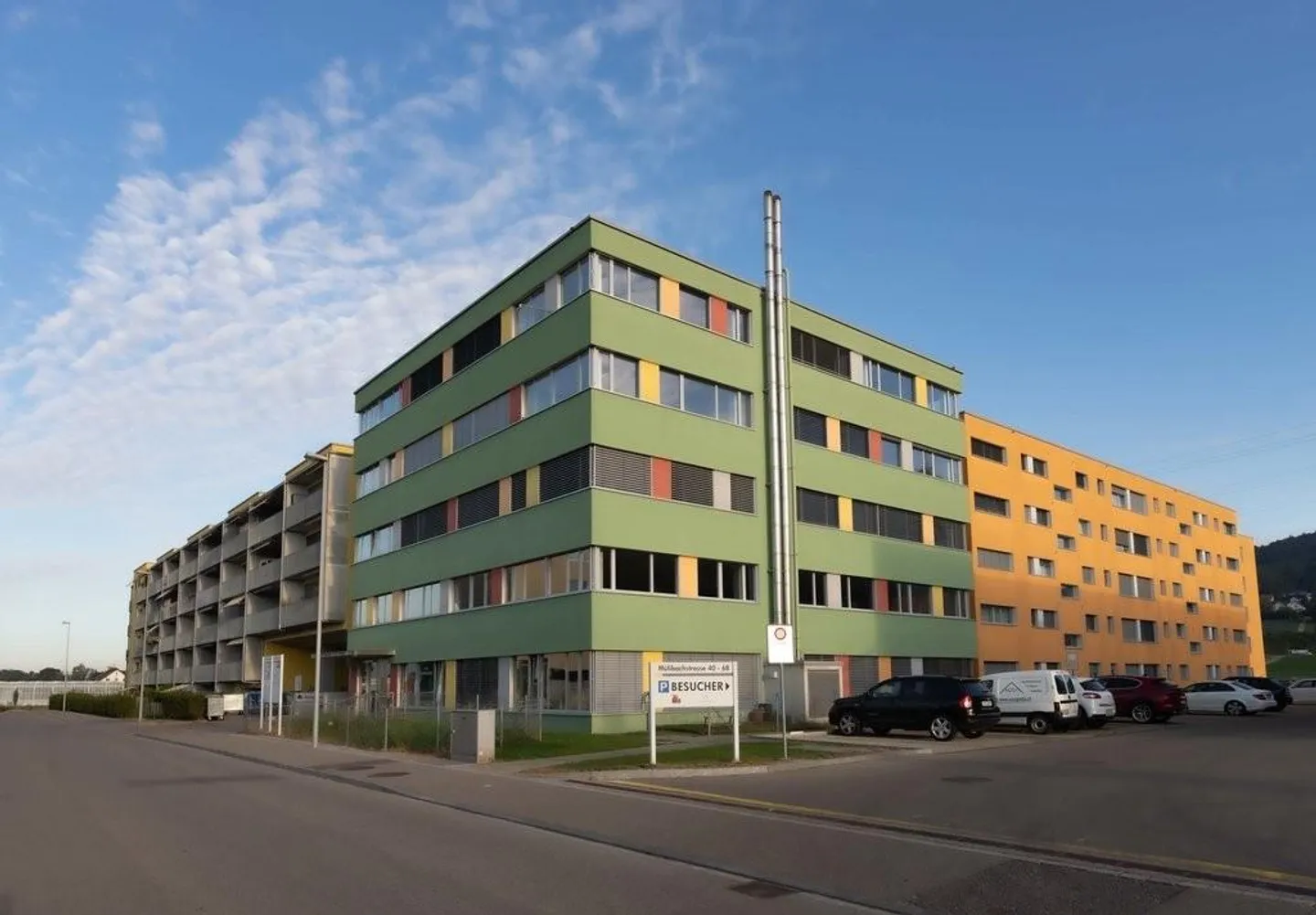 Bürofläche im Colors, Buchs ZH zu vermieten - Foto 1 von 3