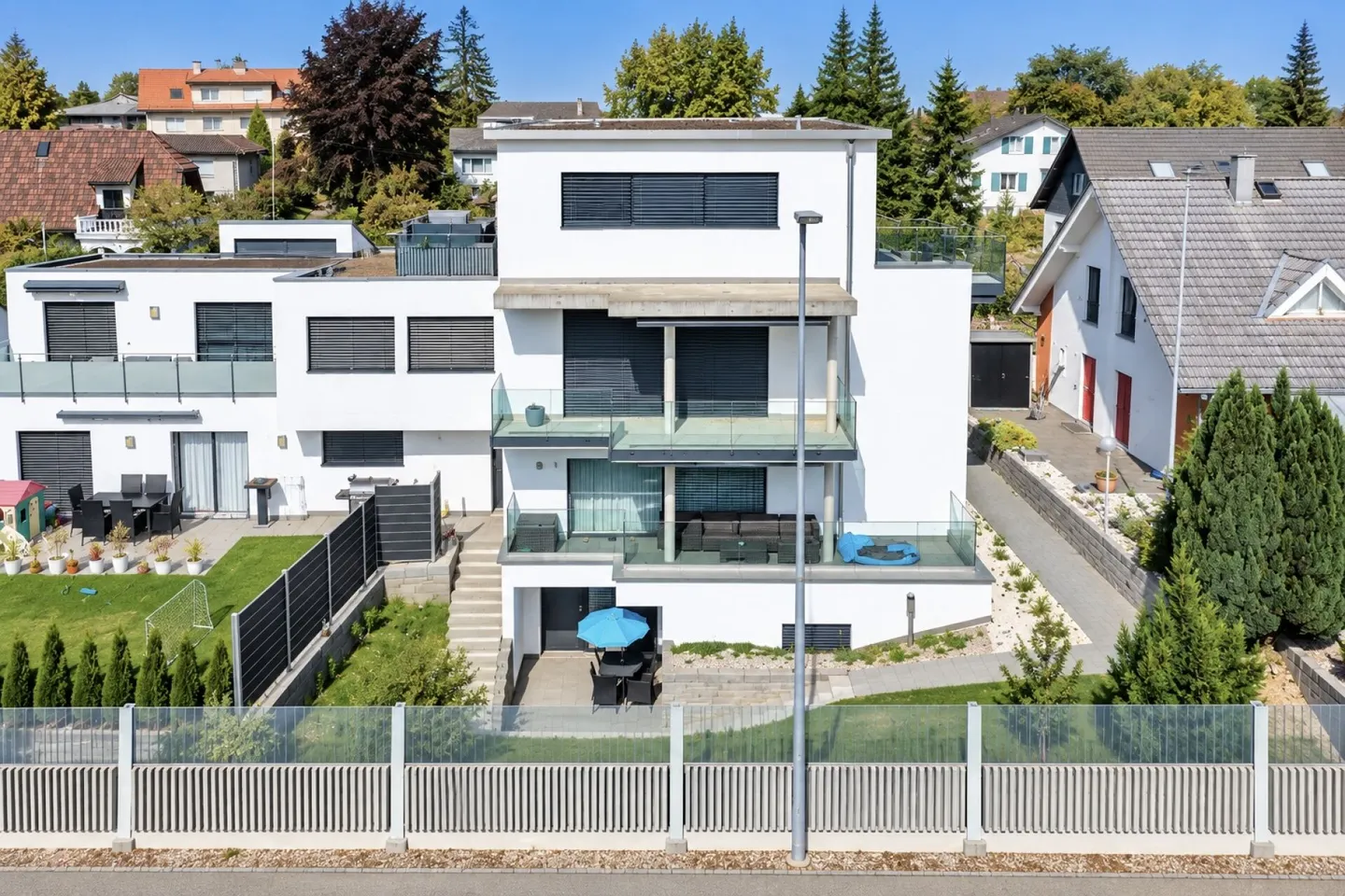 CENTRAL LIVING - ENJOY UNOBSTRUCTED VIEWS - Photo 1 of 3