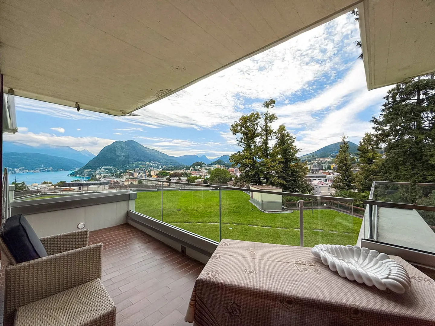 3.5 pièces à rénover avec vue sur le lac à Massagno - Photo 6 sur 7