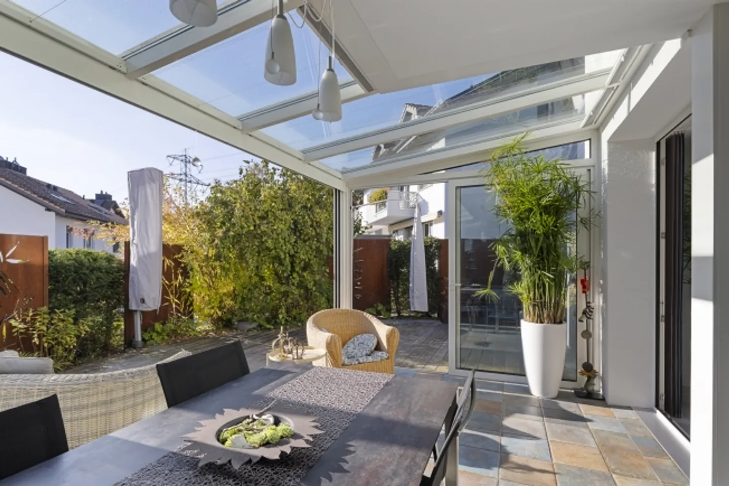 Oasis de vie bien entretenue avec beau jardin et de nombreux extras - Photo 14 sur 15