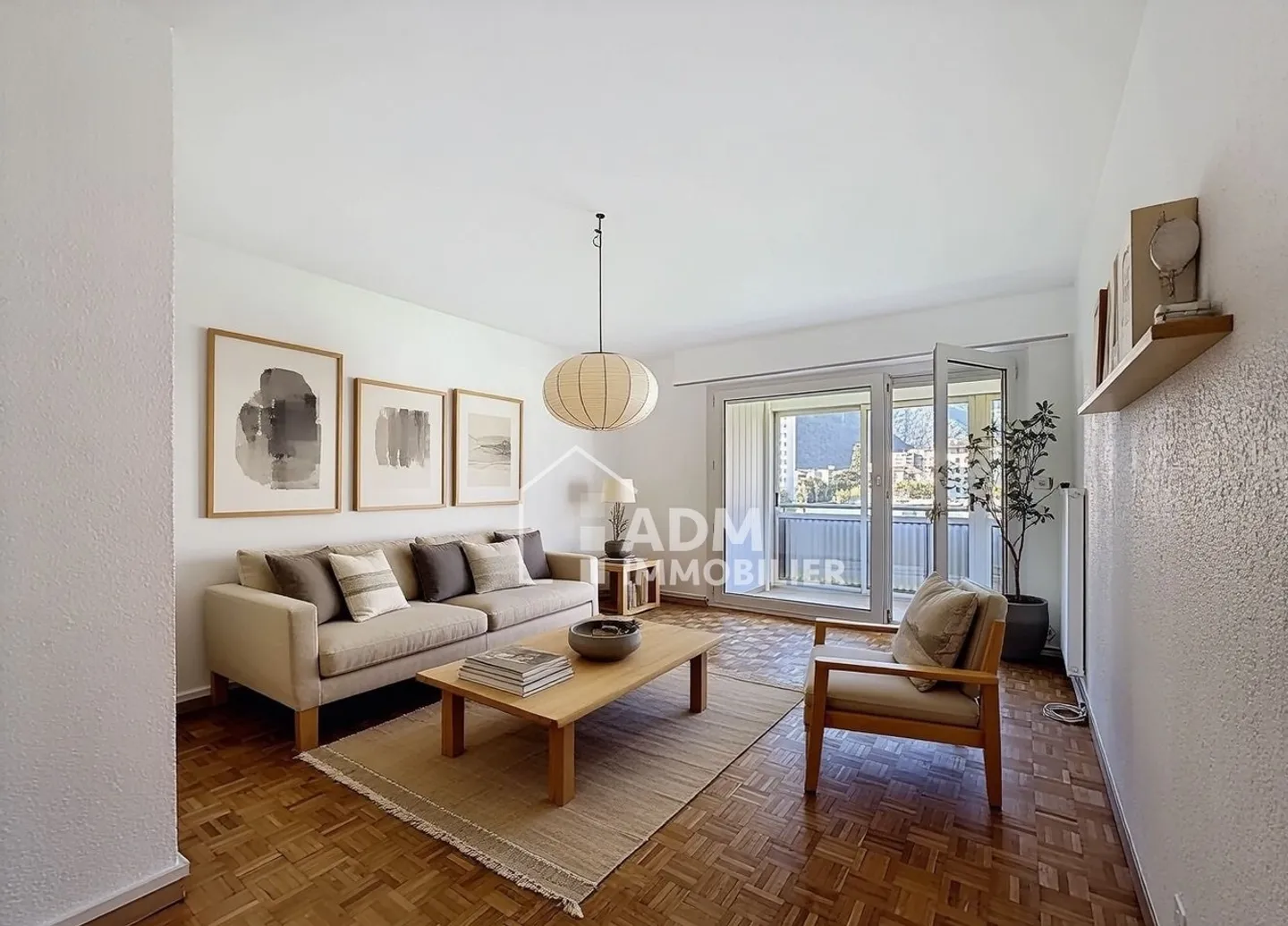 Martigny - 3.5 room apartment with glazed balcony and unobstructed view - Photo 1 of 11
