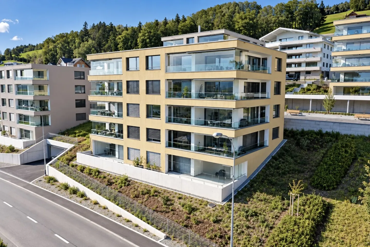 Modernes Apartment mit atemberaubender Aussicht - Foto 2 von 6