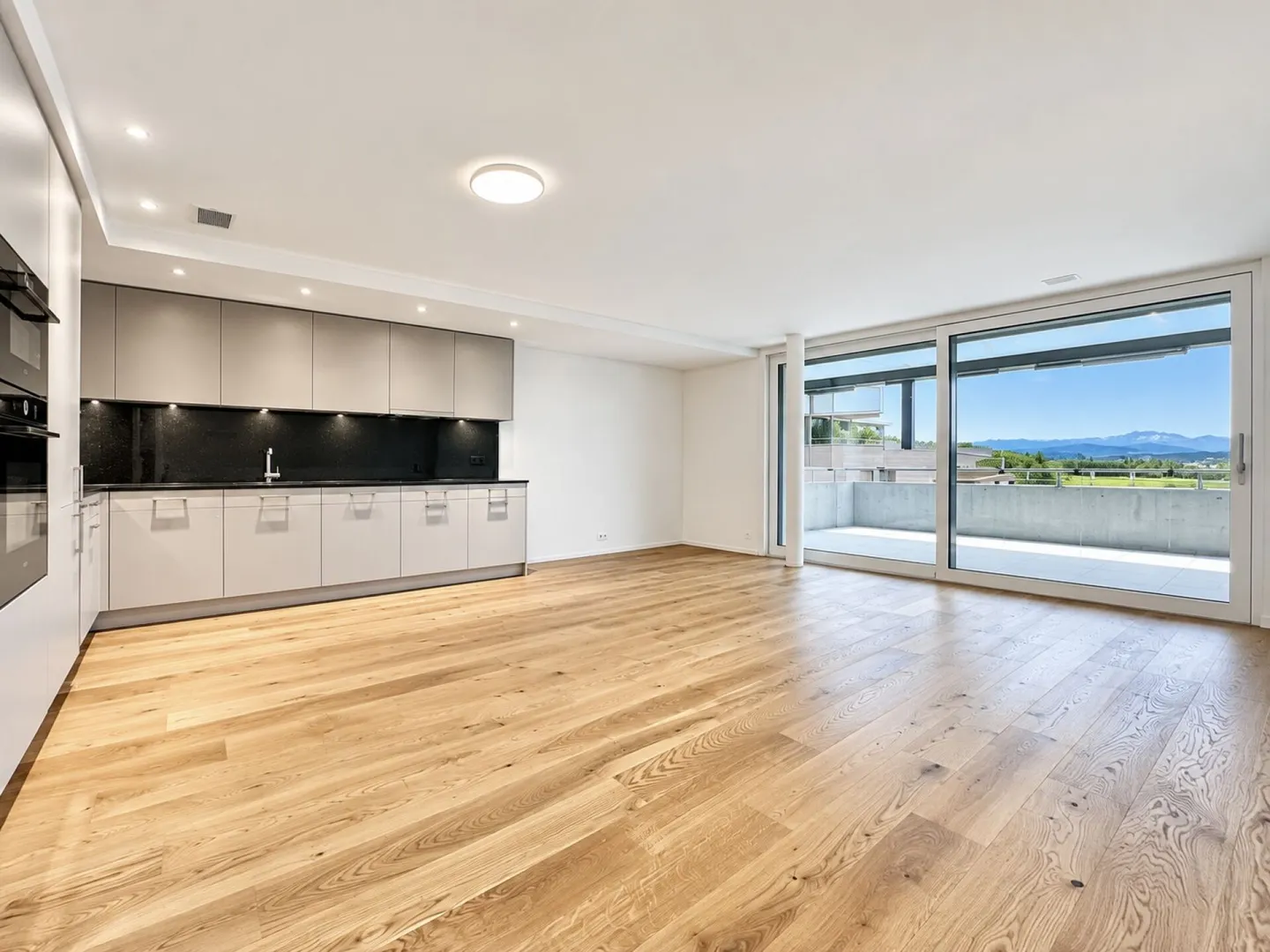 Modernes Apartment mit atemberaubender Aussicht - Foto 5 von 6