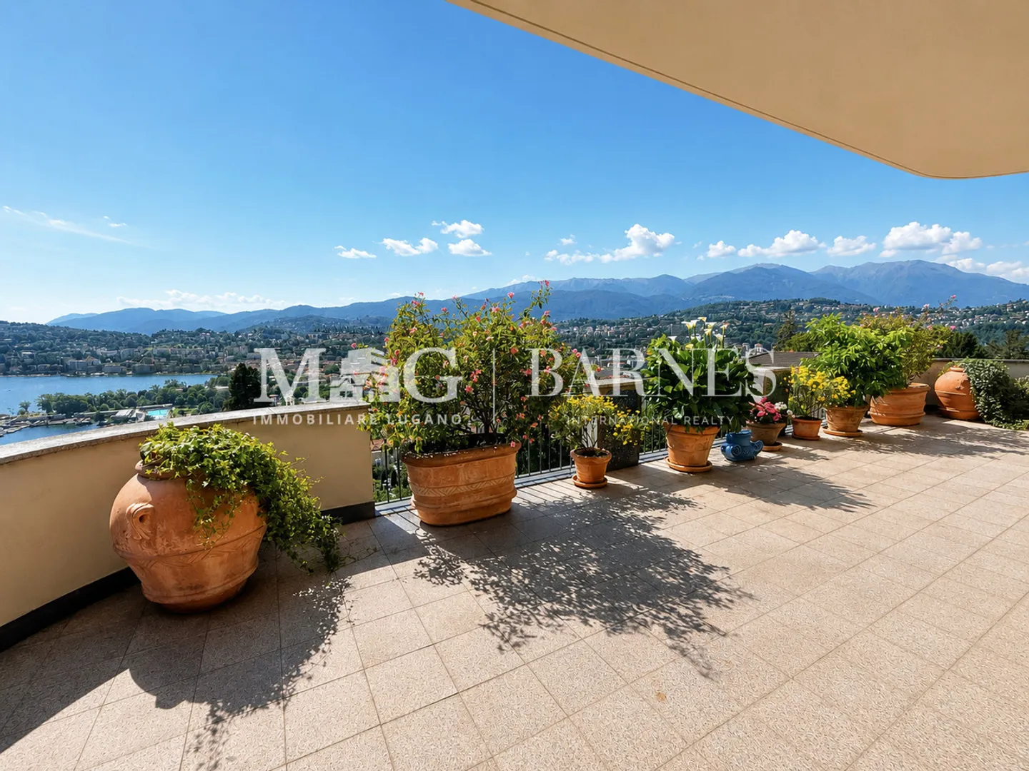 3.5 Pièces Élégance d'époque avec terrasse panoramique sur le lac de Lugano - Photo 5 sur 12