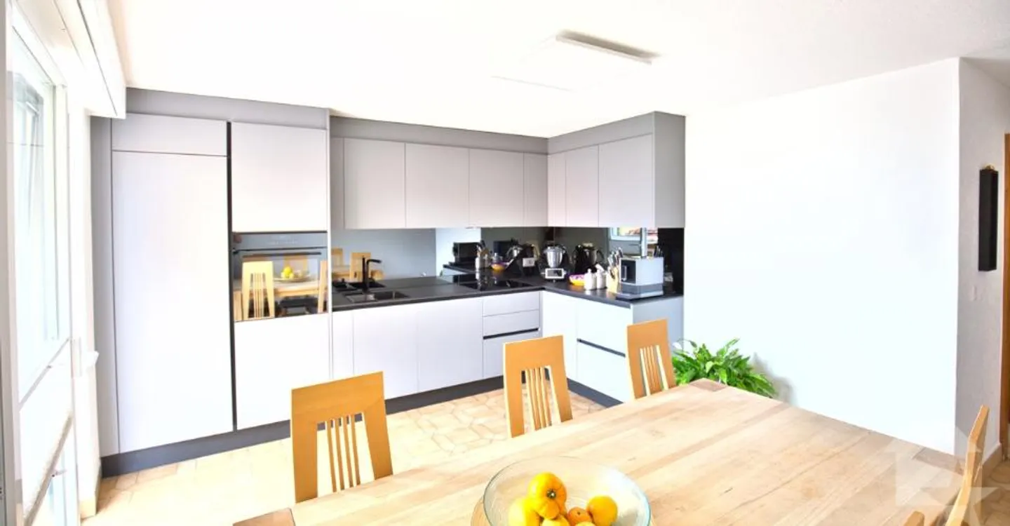 Appartamento 4,5 camere affascinante - Foto 3 di 12