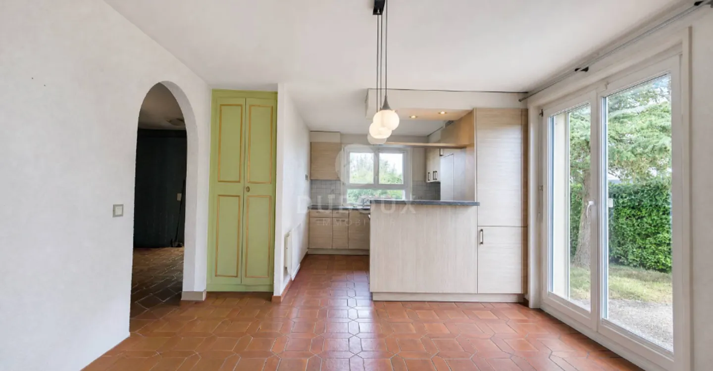Charmante Familienvilla zu renovieren - Foto 3 von 8