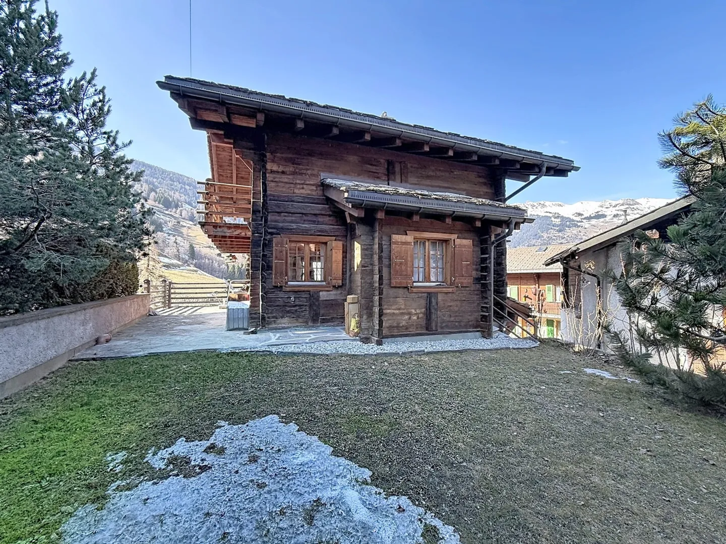 Chalet 5.5 stanze - Foto 1 di 16