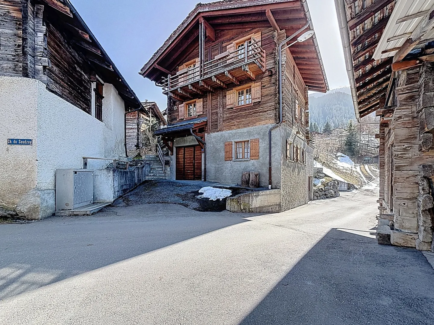 Chalet 5.5 stanze - Foto 2 di 16