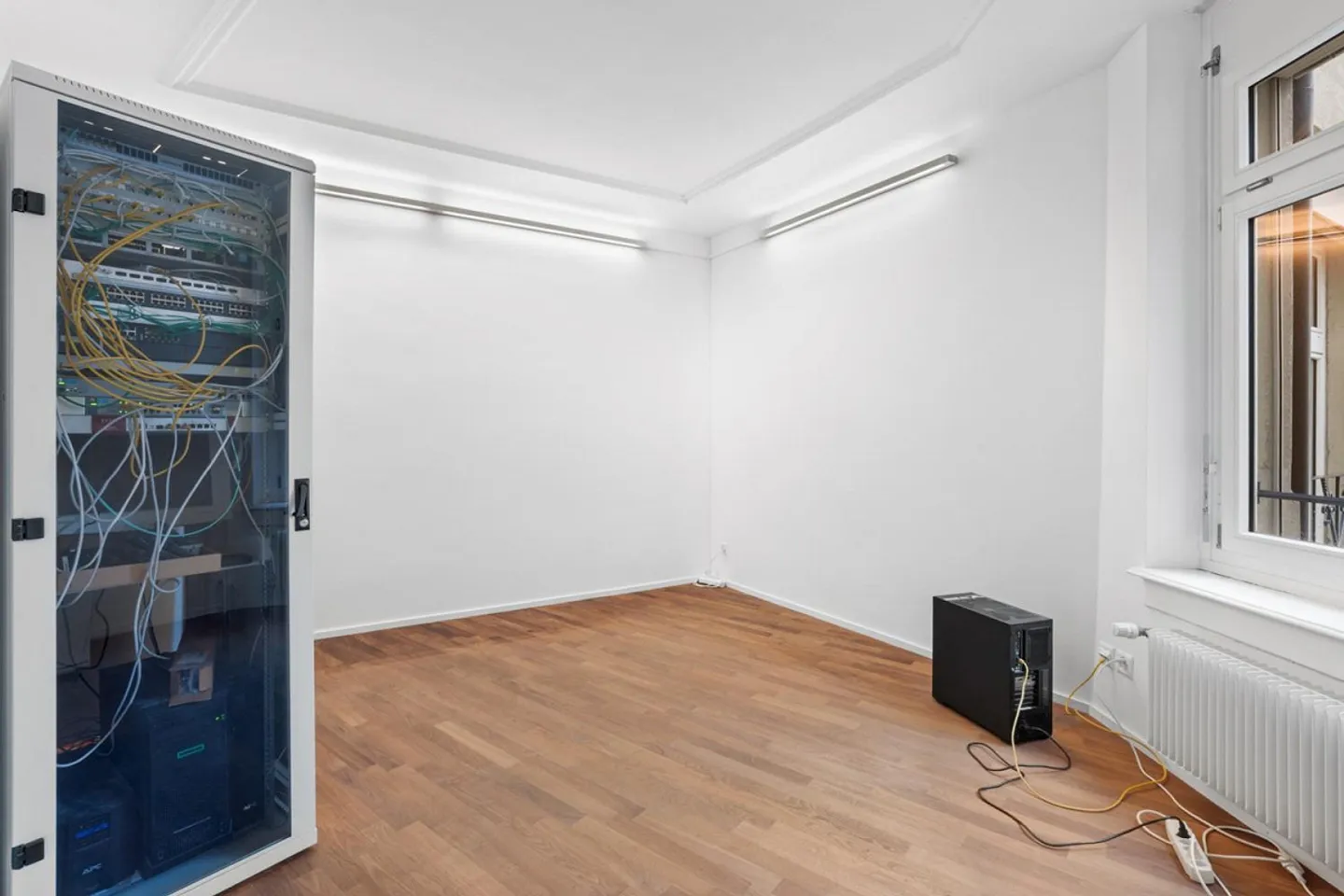 Representative Office-Practice Rooms, St. Leonhardspark - Photo 10 of 21
