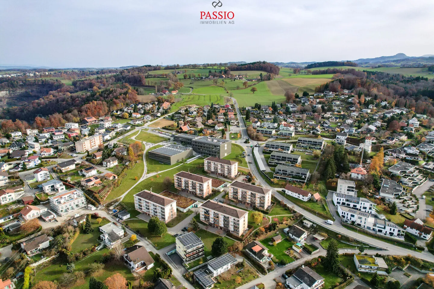 Charmante appartement 4 pièces avec balcon et belle vue - Photo 17 sur 18