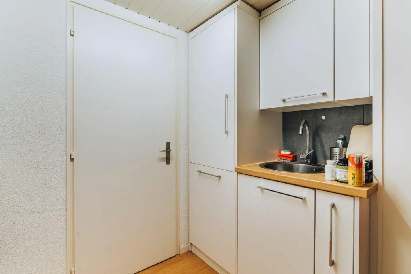 Investment property with renovation potential - Photo 4 of 13