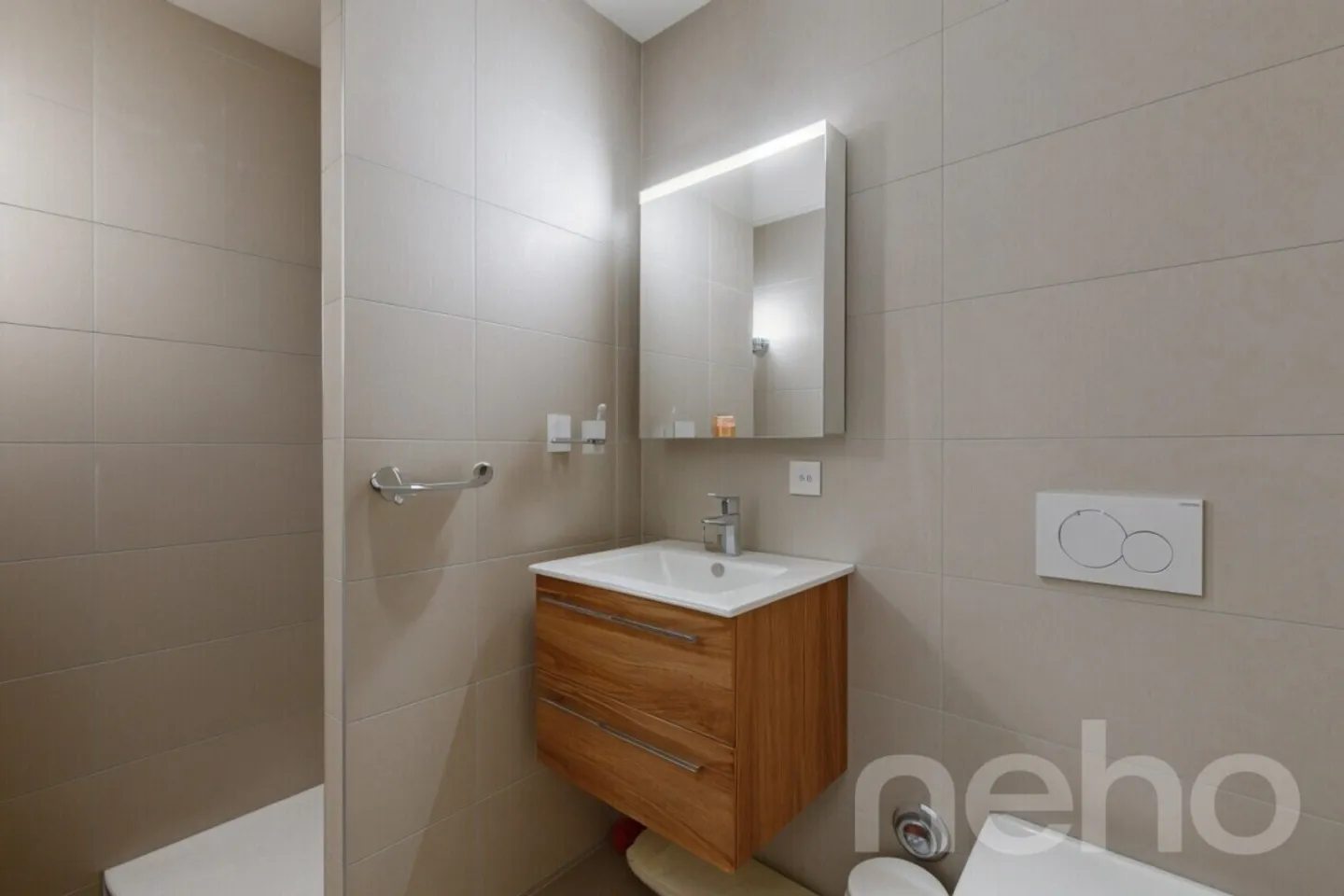 Helles Penthouse mit großzügigen Volumen - Foto 9 von 12