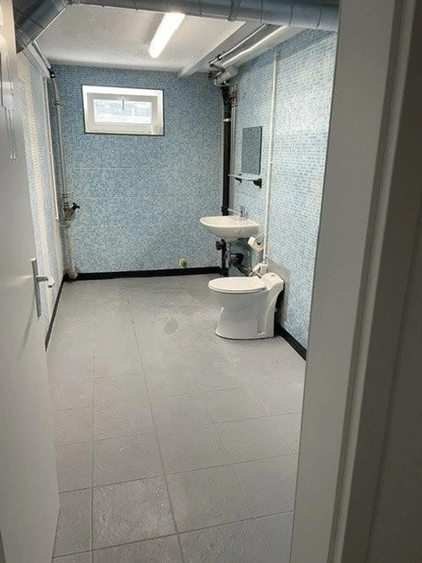 Renoviertes Gewerbelokal - Foto 6 von 6