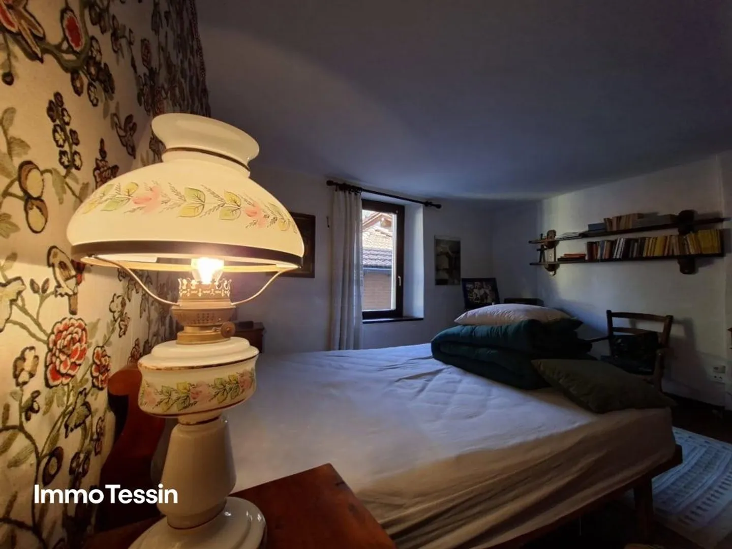 Authentic Ticino House with Lots of Charm in a Quiet Location in the Heart... - Photo 12 of 13