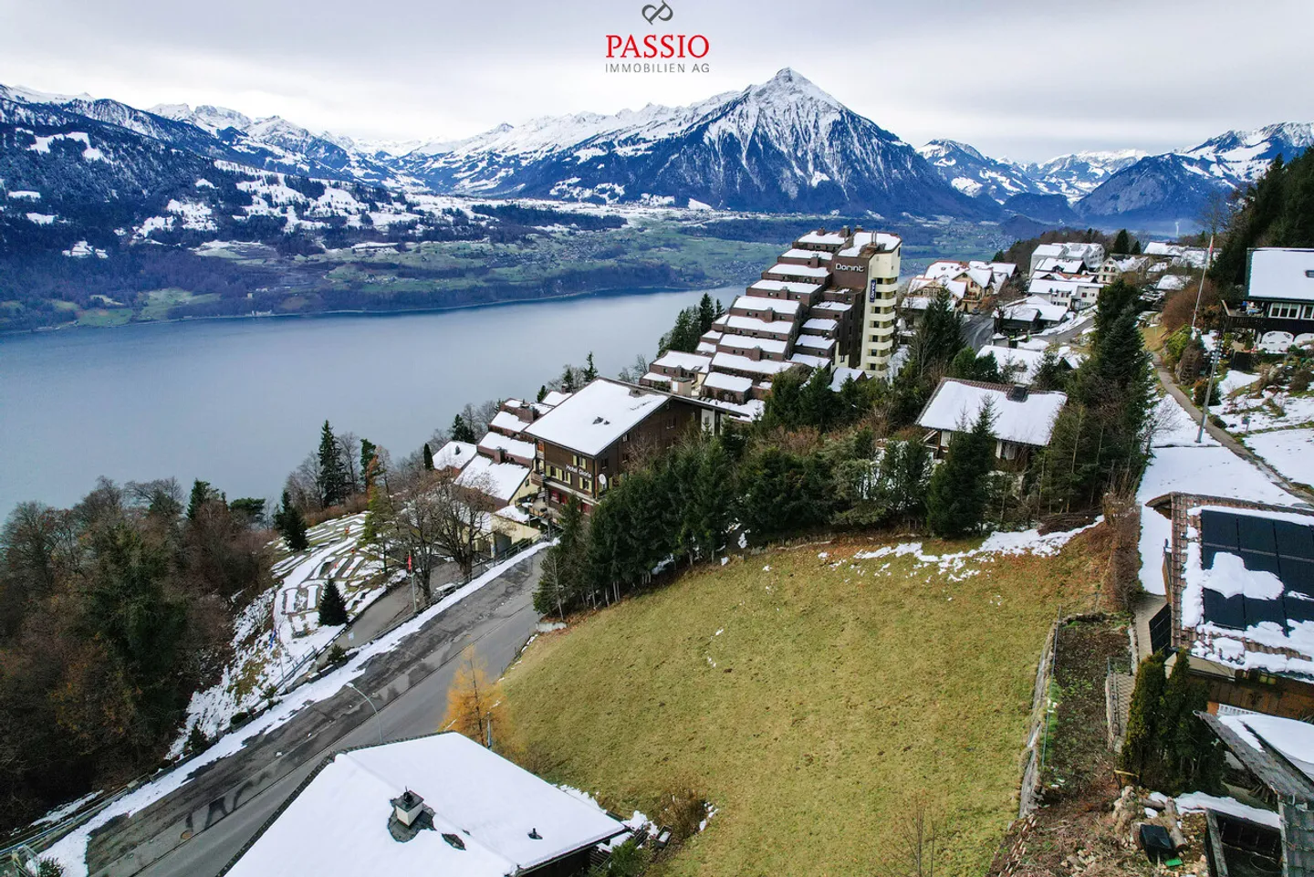 Terreno edificabile di 849m² con vista lago e panorama alpino - Foto 5 di 7