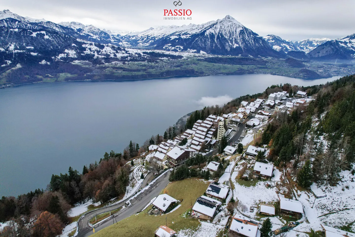 Terreno edificabile di 849m² con vista lago e panorama alpino - Foto 6 di 7