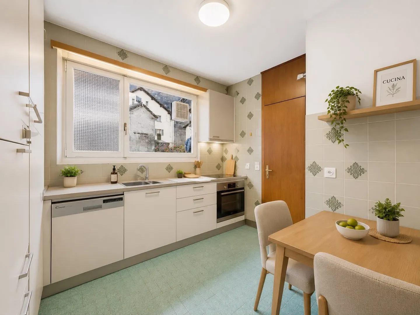 Appartement lumineux dans une villa bifamiliale avec grand jardin à Giornico - Photo 4 sur 9