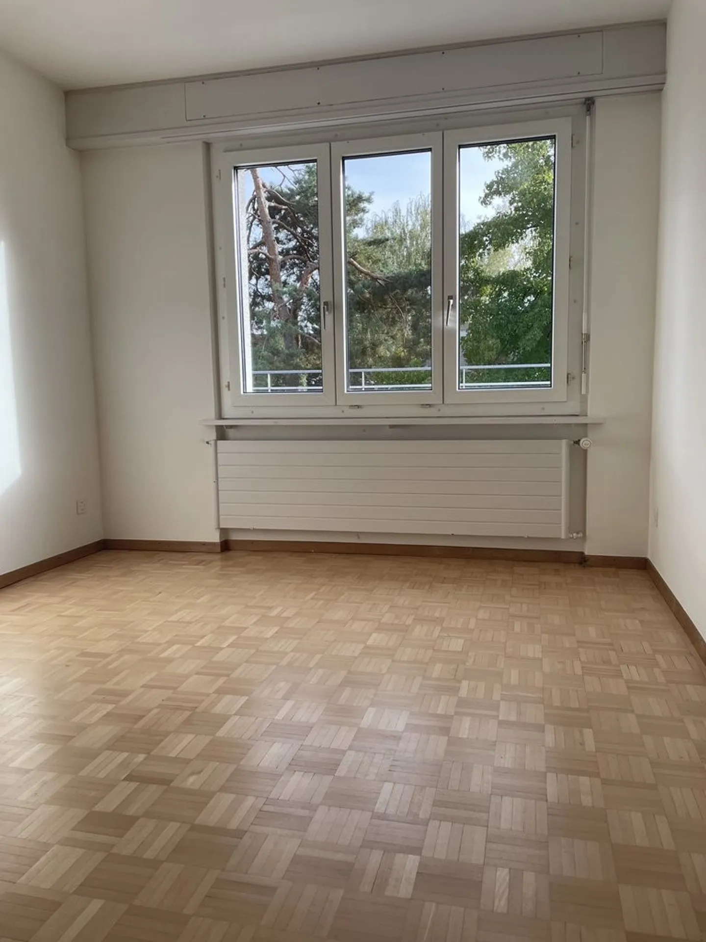 Beautiful 5-room apartment on the raised ground floor in Zollikon - Photo 7 of 7