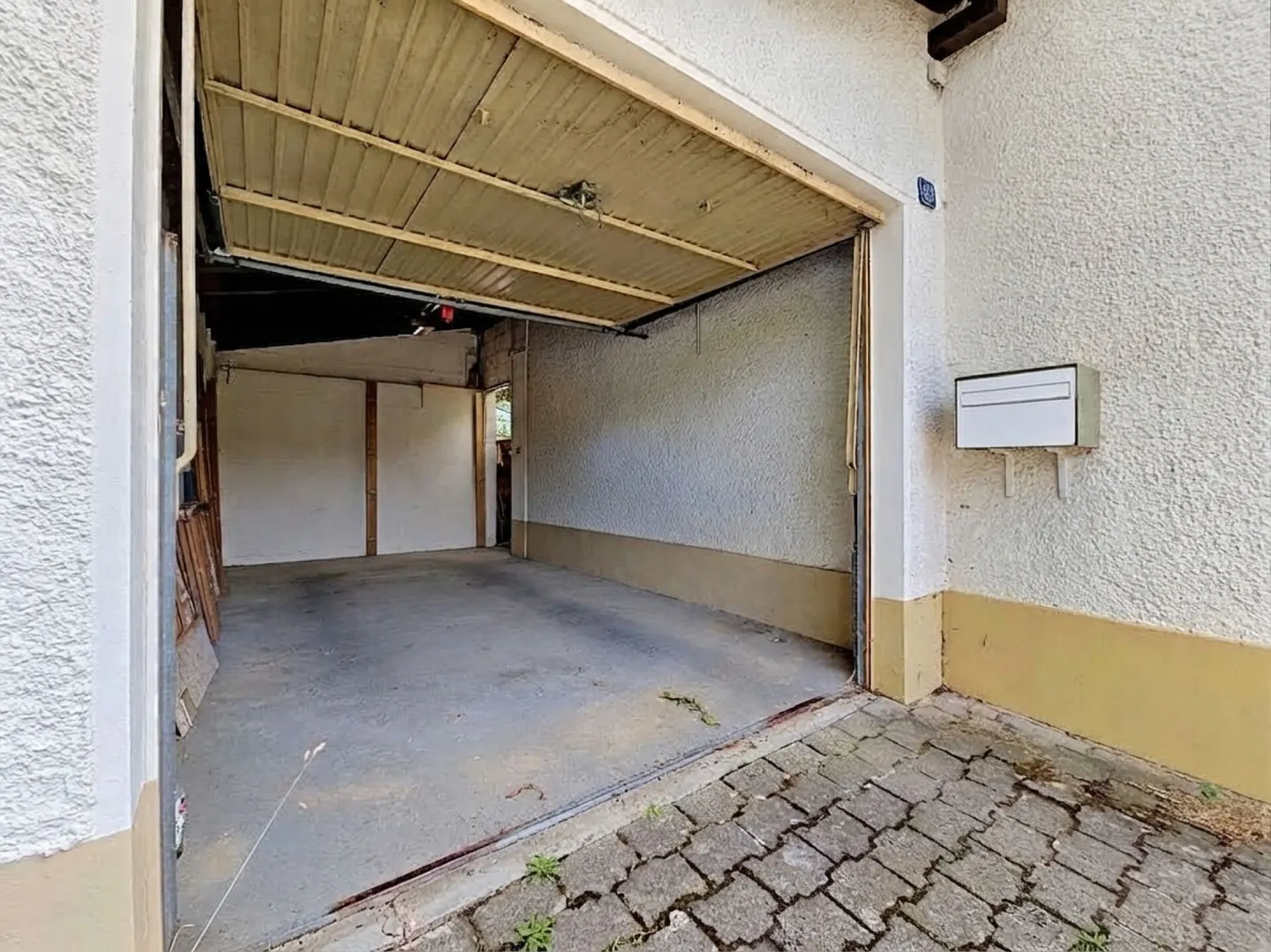 Ideal for a couple with a large garden - Photo 20 of 21