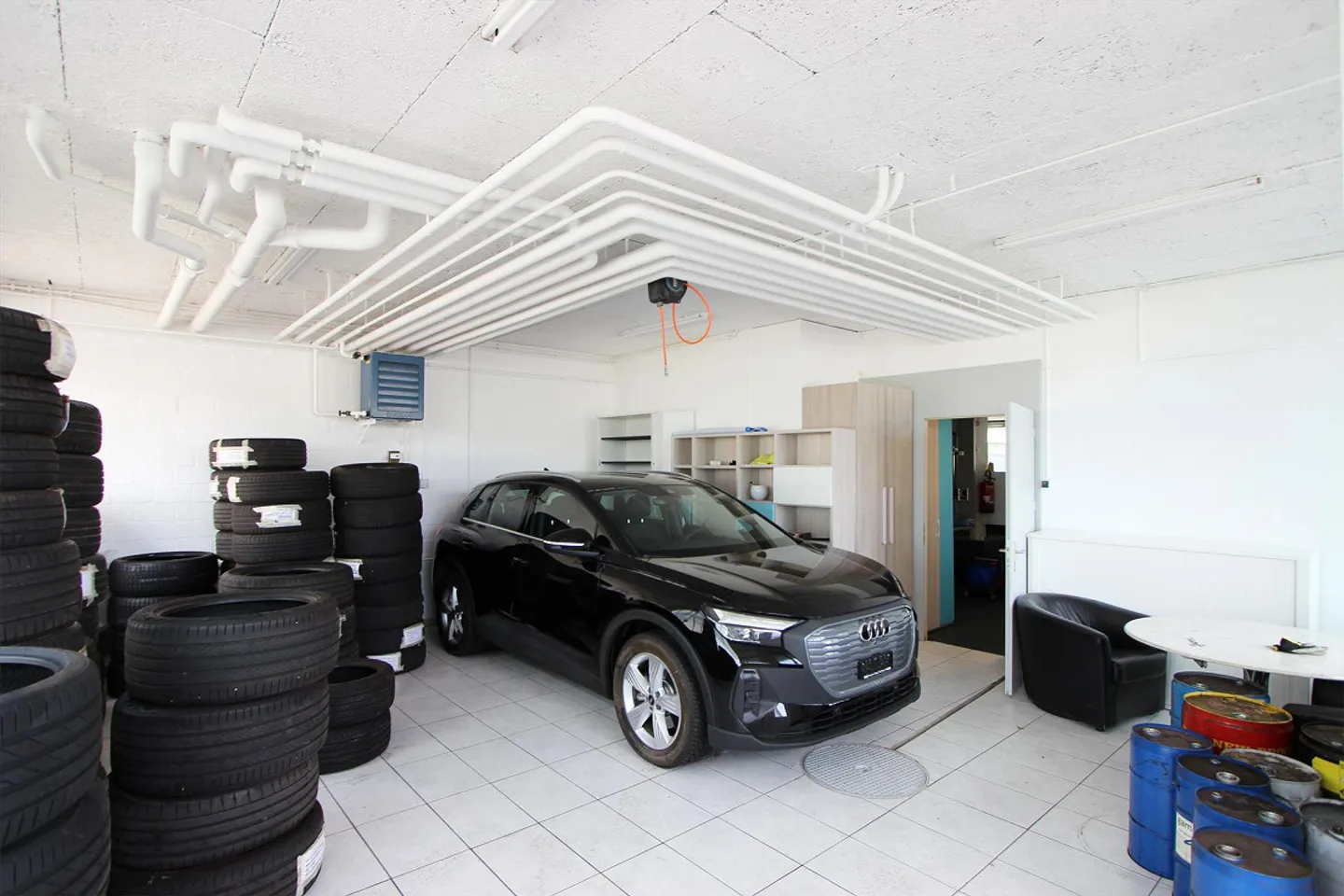 Pop-Up Location in Prime Location - Photo 3 of 3