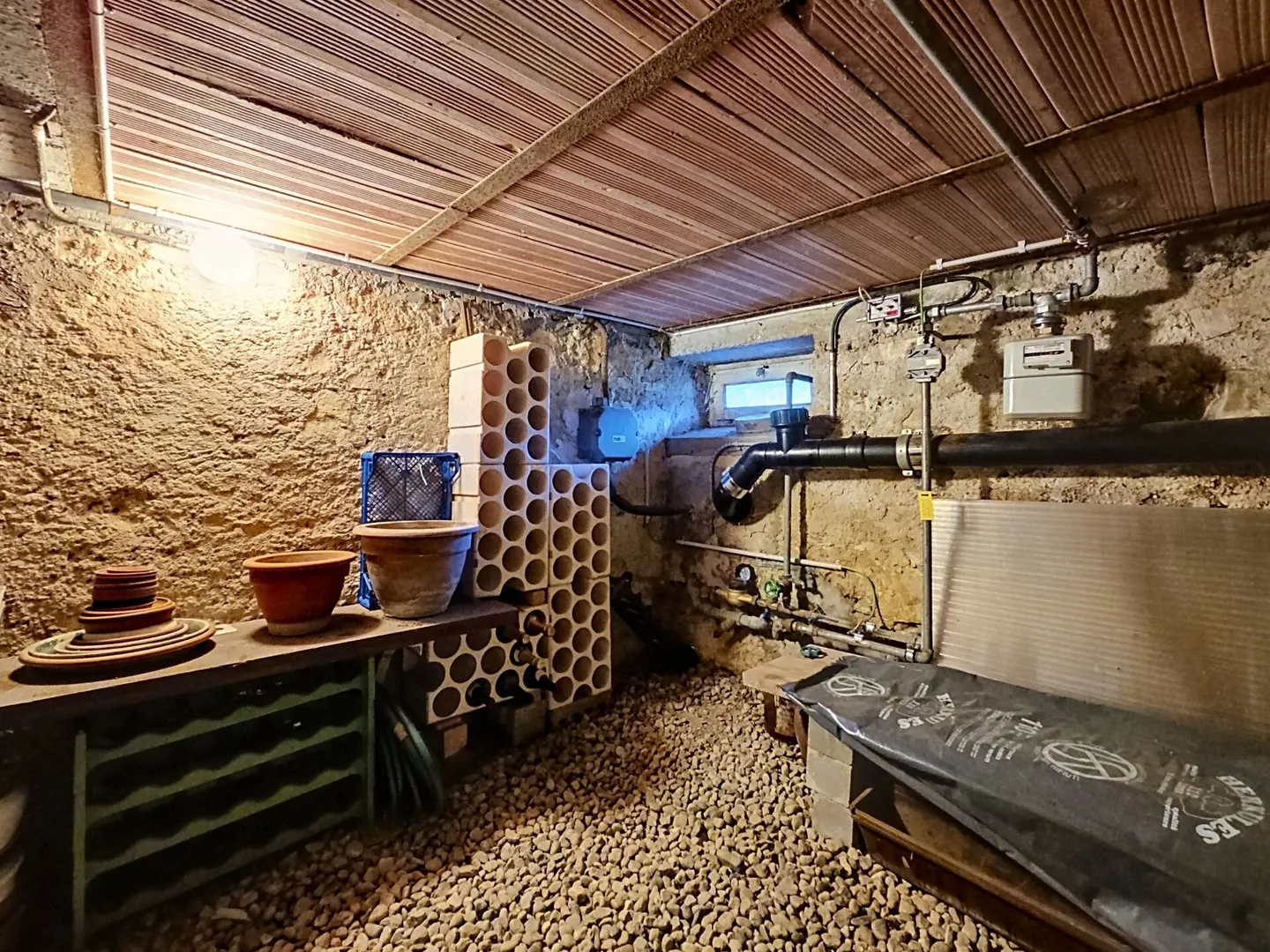 Ideal for a couple with a large garden - Photo 19 of 21
