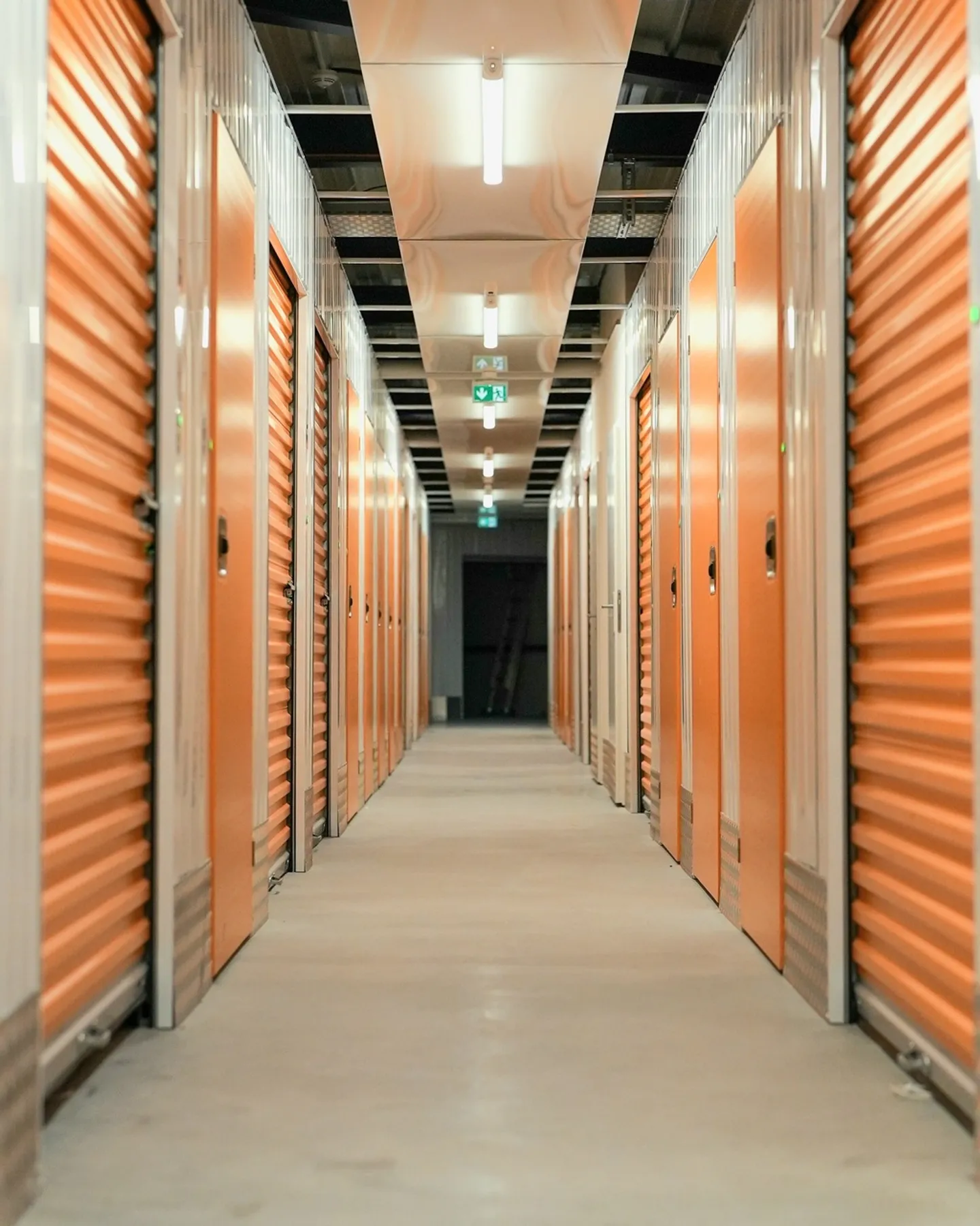 Lagerhäuser (Self-Storage) in Genf - Foto 5 von 6