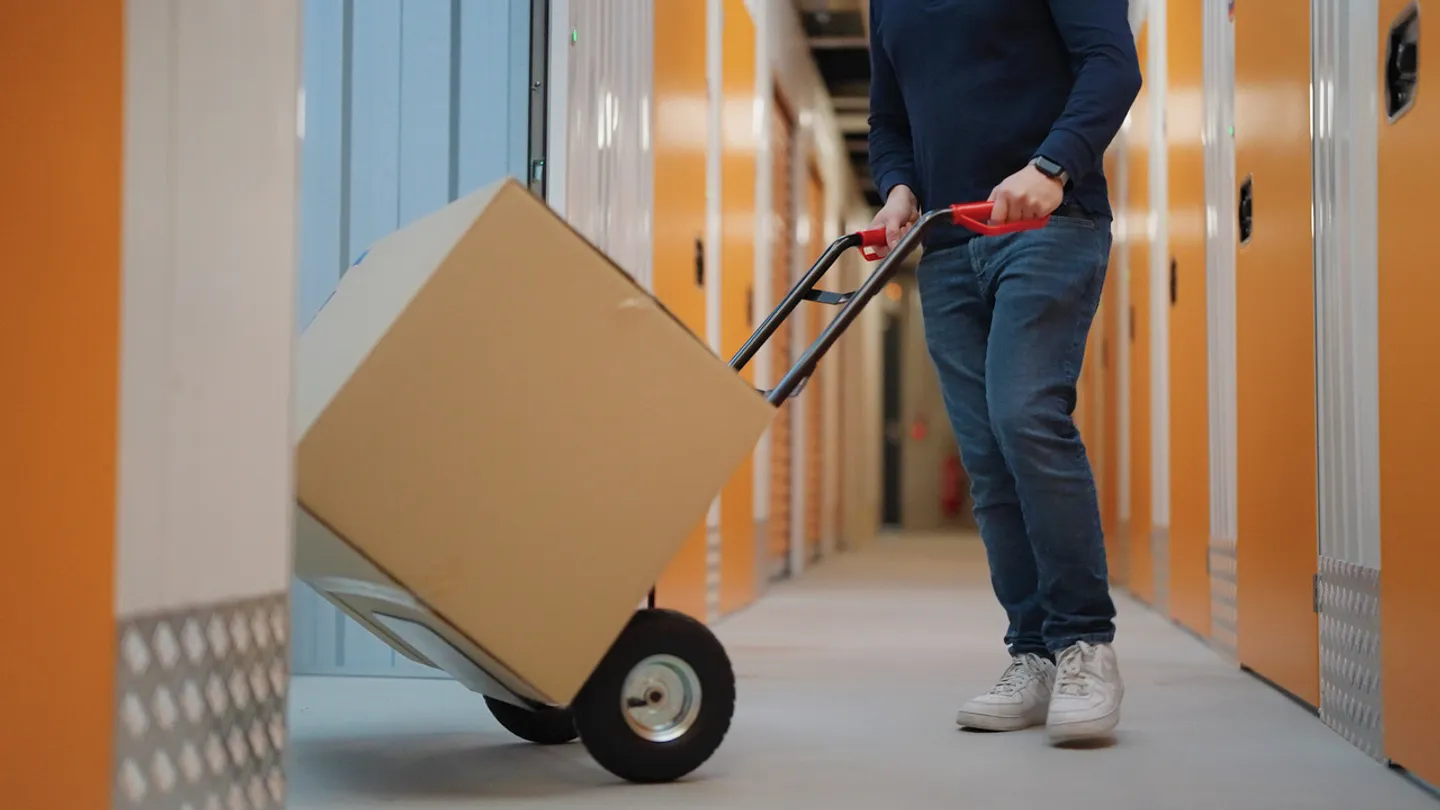 Lagerhäuser (Self-Storage) in Genf - Foto 6 von 6