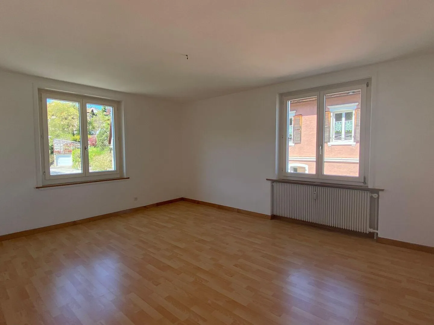 Nouvelle opportunité  Bel appartement de 4 pièces au coeur de Tavannes - Foto 3 von 10