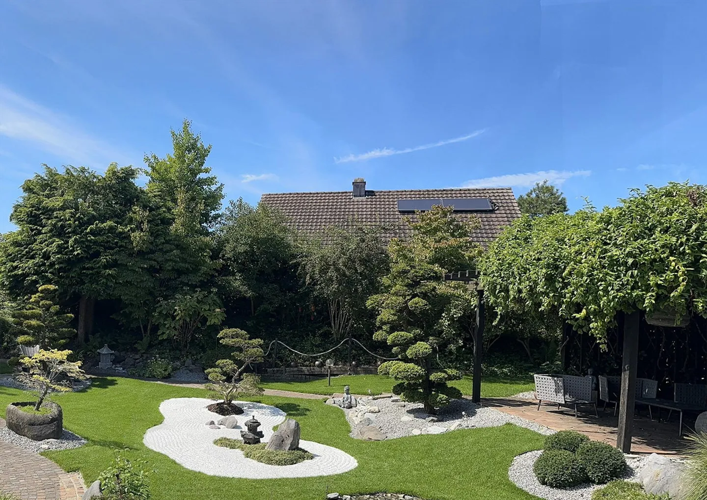 Charmante Villa mit Garten-Oase - Foto 19 von 28