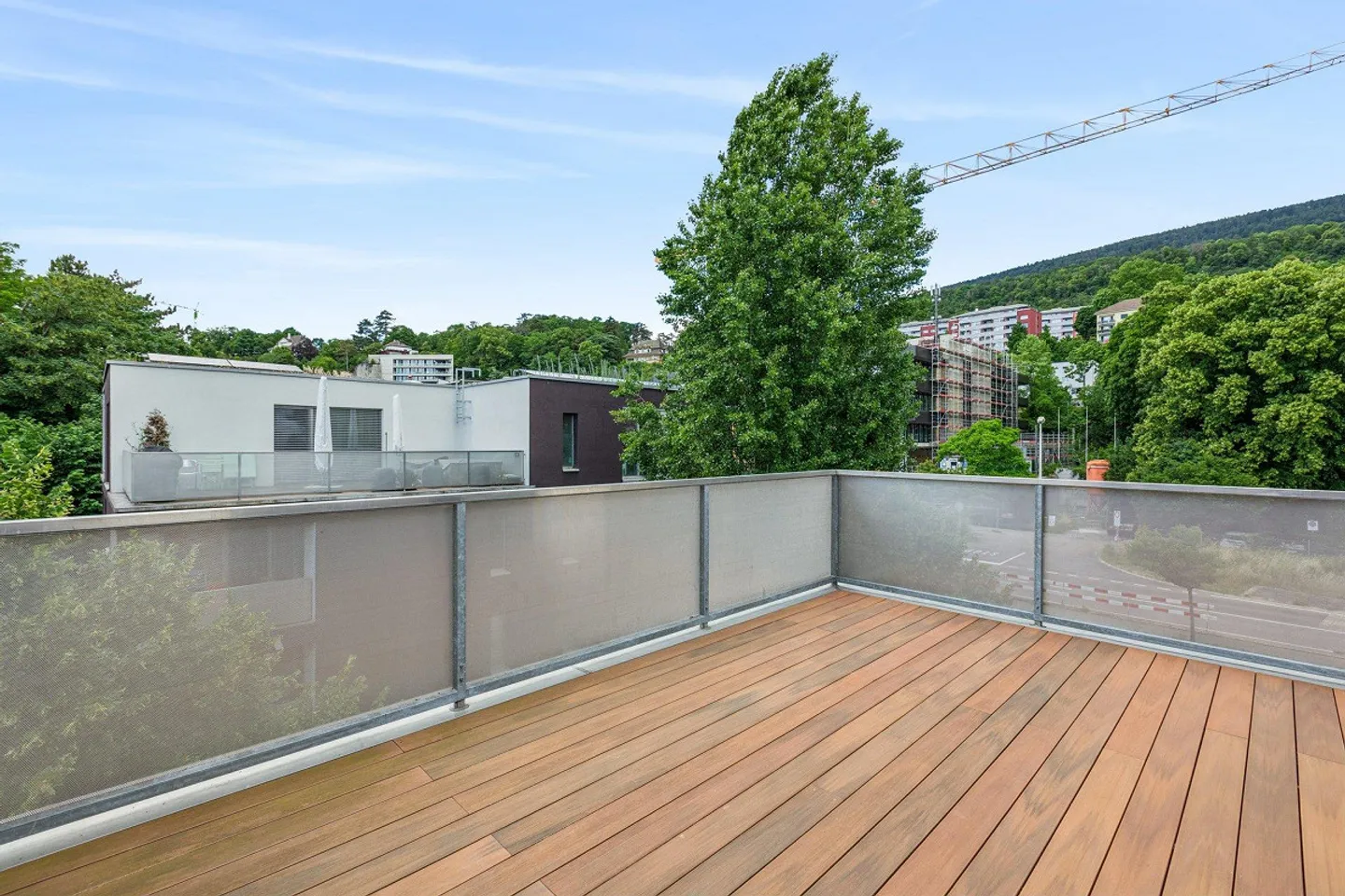 Charming Apartment with Private Beach - Photo 8 of 9