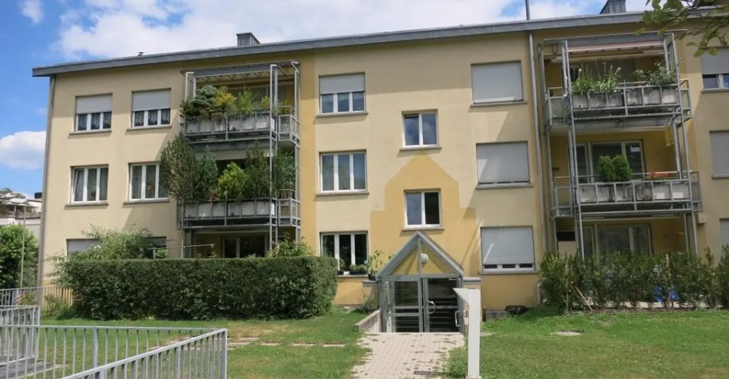Sichere Tiefgaragen Parkplatz - Foto 1 von 1