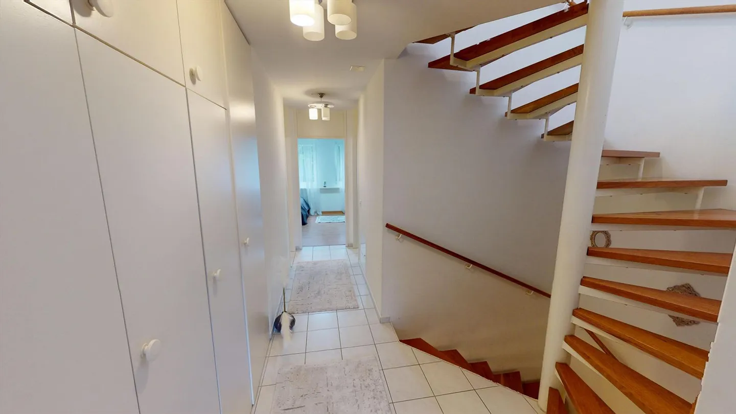 Appartamento maisonette di 4,5 stanze presso il ruscello Ergolz - Foto 4 di 13